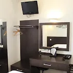 Otel De Paris - Centre Gare 2*