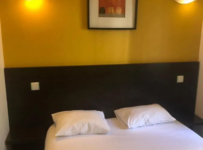 De Paris - Centre Gare Hotel 2*