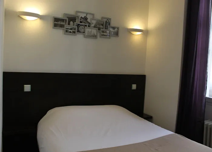 De Paris - Centre Gare Дижон