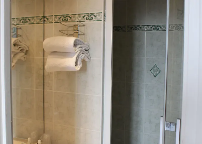 De Paris - Centre Gare Hotel 2*