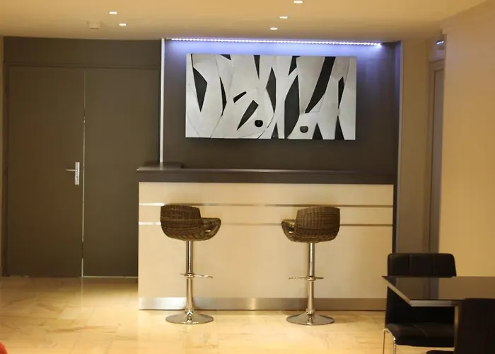 De Paris - Centre Gare 2* Dijon