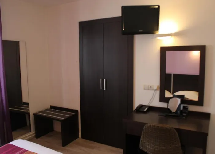 De Paris - Centre Gare 2* Dijon